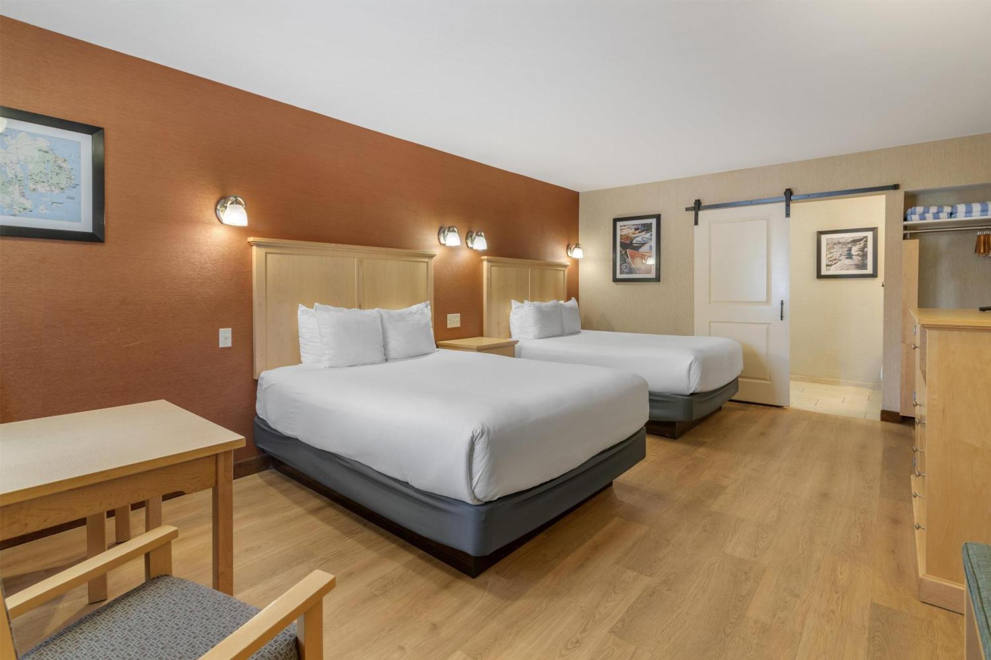 Queen Room Two Queen Beds Pet Friendly or Non-Smoking