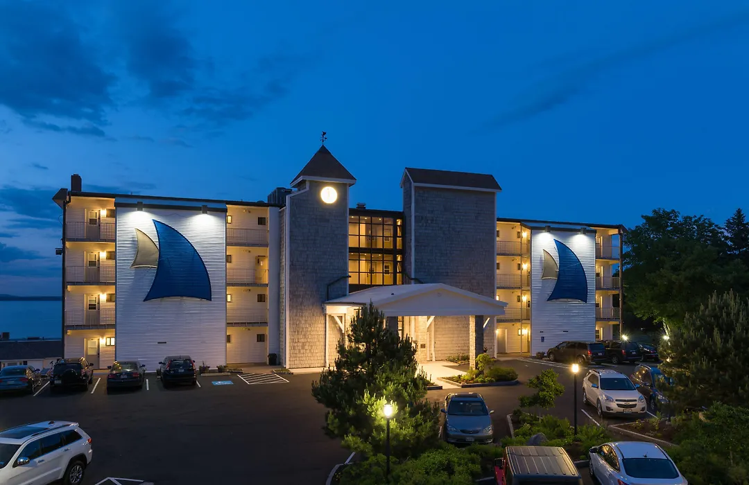 Atlantic Oceanside Hotel & Conference Center-1
